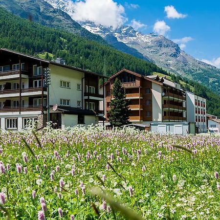 Apartments Atlas Saas-Grund Exteriér fotografie