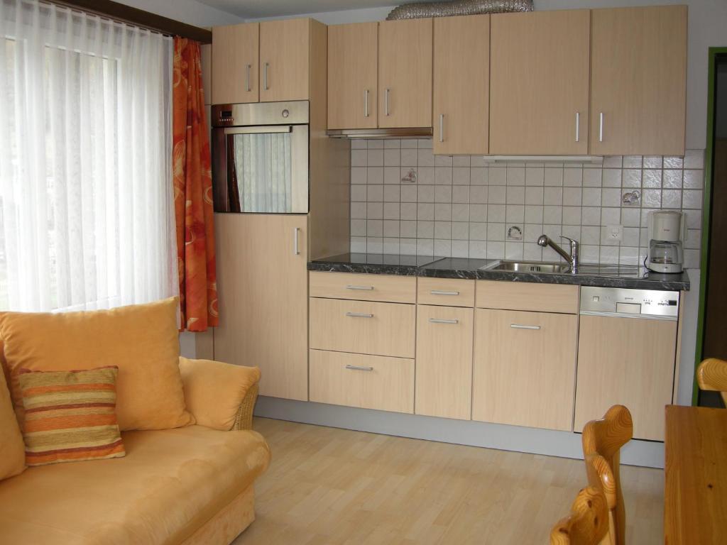 Apartments Atlas Saas-Grund Pokoj fotografie